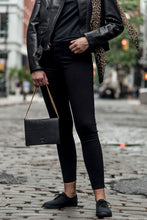 Mila Clutch - London